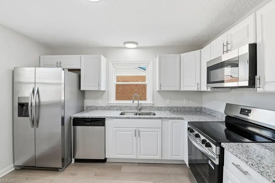 18 Fort Worth Street, Hampton, VA 23669 - #3