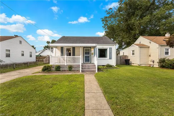 8 Rodgers Place, Portsmouth, VA 23702
