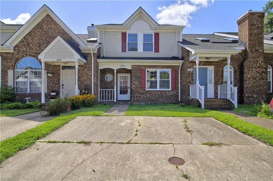 626 South Lake Circle, Chesapeake, VA 23322 - #2