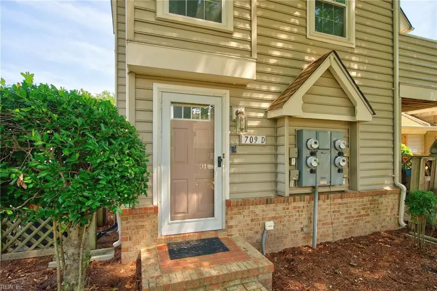 709 Rapidan River Court #D, Chesapeake, VA 23320 - #2
