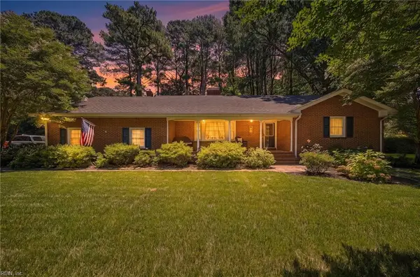 4340 Lynnville Crescent, Virginia Beach, VA 23452