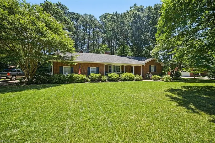 4340 Lynnville Crescent, Virginia Beach, VA 23452 - #3