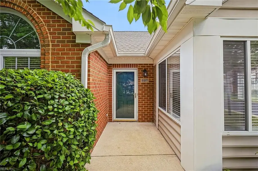 227 Rainbrook Way, Yorktown, VA 23692 - #3