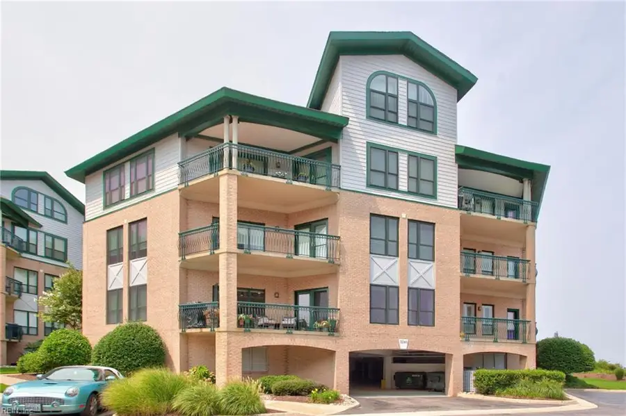 3248 Page Avenue #104, Virginia Beach, VA 23451 - #2