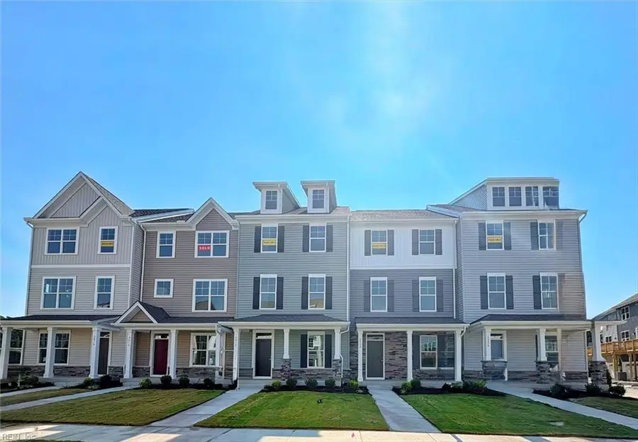 2010 Melbourne Street, Newport News, VA 23608 - #2