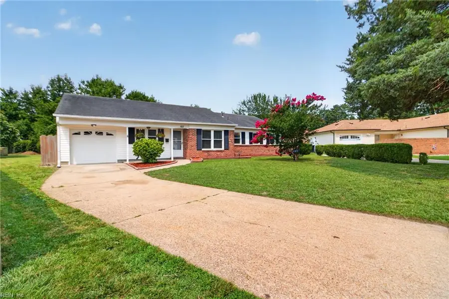457 Carnegie Court, Virginia Beach, VA 23452 - #2