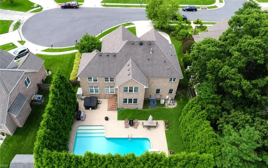 208 Leicester Court, Chesapeake, VA 23322 - #2