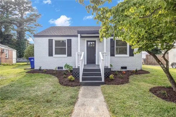 48 W Colin Drive, Portsmouth, VA 23701