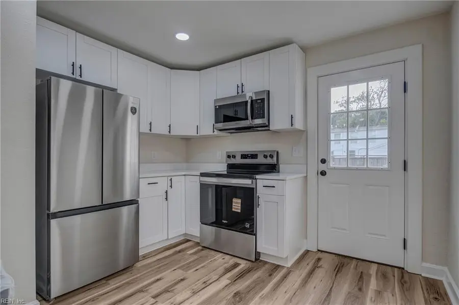 48 W Colin Drive, Portsmouth, VA 23701 - #2