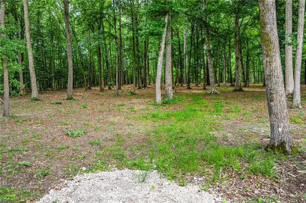 00 Five Gables Woodlands, Gloucester, VA 23061
