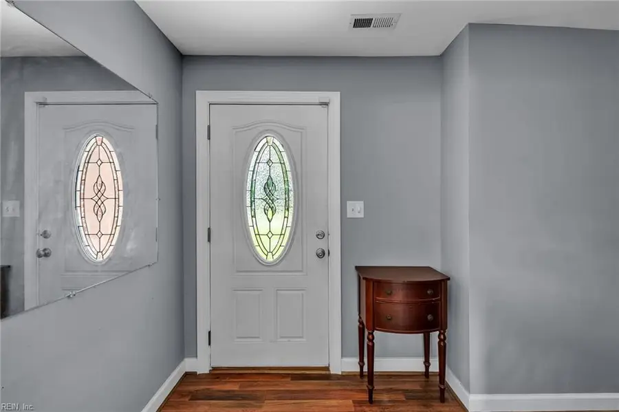 104 Oak Street, Yorktown, VA 23693 - #3