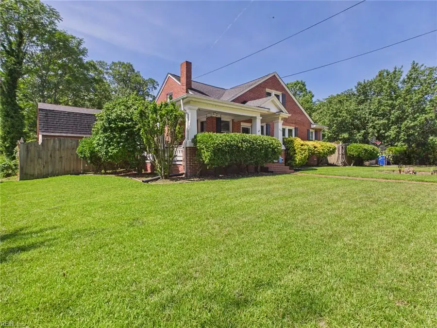 4127 W Greenway Court, Portsmouth, VA 23707 - #2