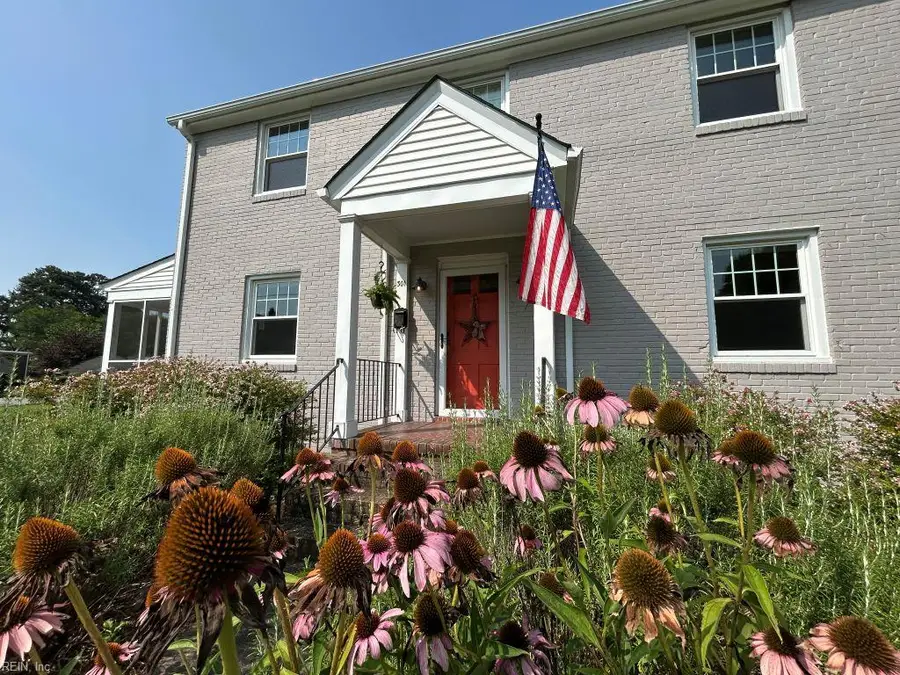 301 Grayson Street, Portsmouth, VA 23707 - #2