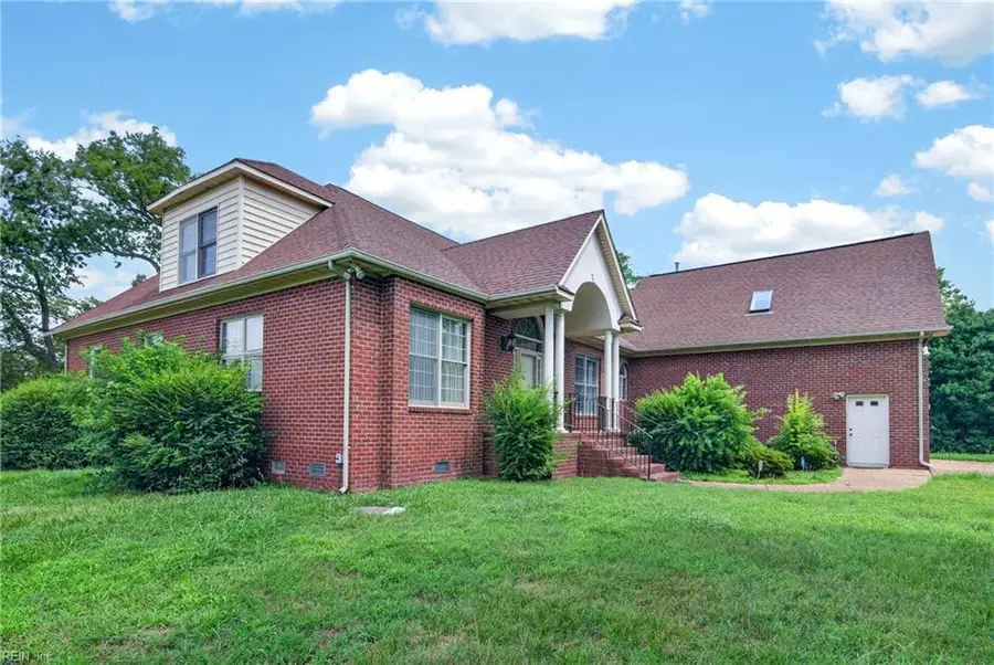 19 Hampshire Drive, Hampton, VA 23669 - #3