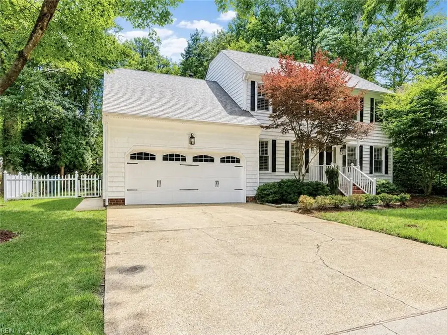 1045 Winchester Way, Chesapeake, VA 23320 - #2