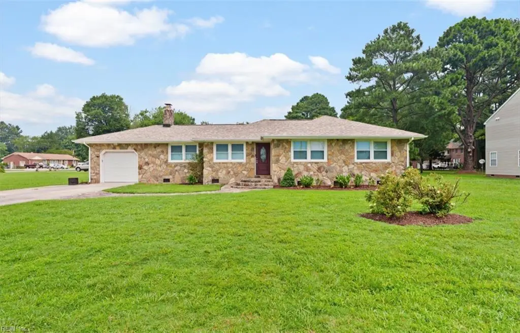 101 Barcroft Drive, Smithfield, VA 23430 - #1