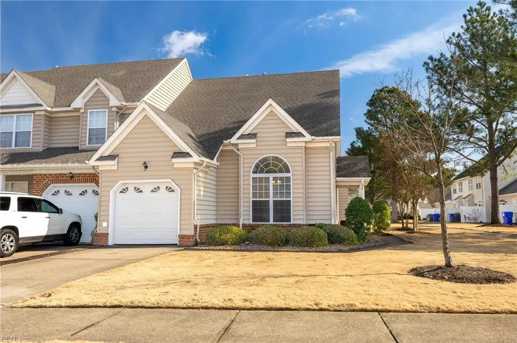 2021 Livingston St, Suffolk, VA 23435 - #1