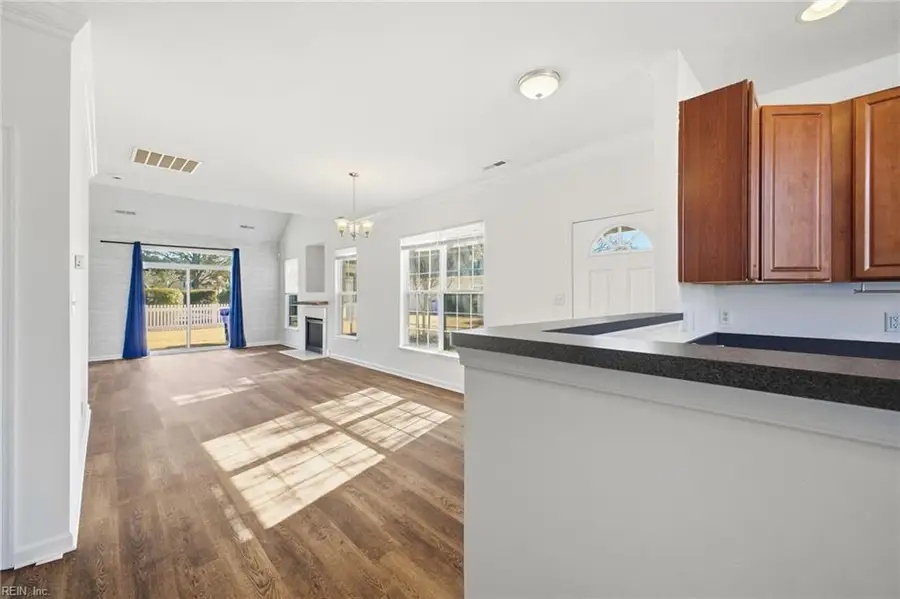 2021 Livingston St, Suffolk, VA 23435 - #3