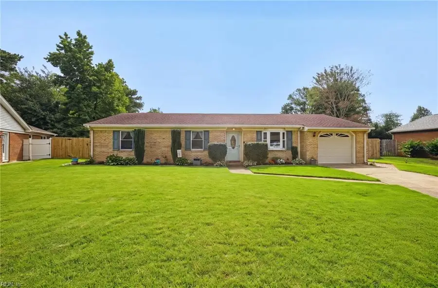 436 Beverly Place, Virginia Beach, VA 23452 - #2