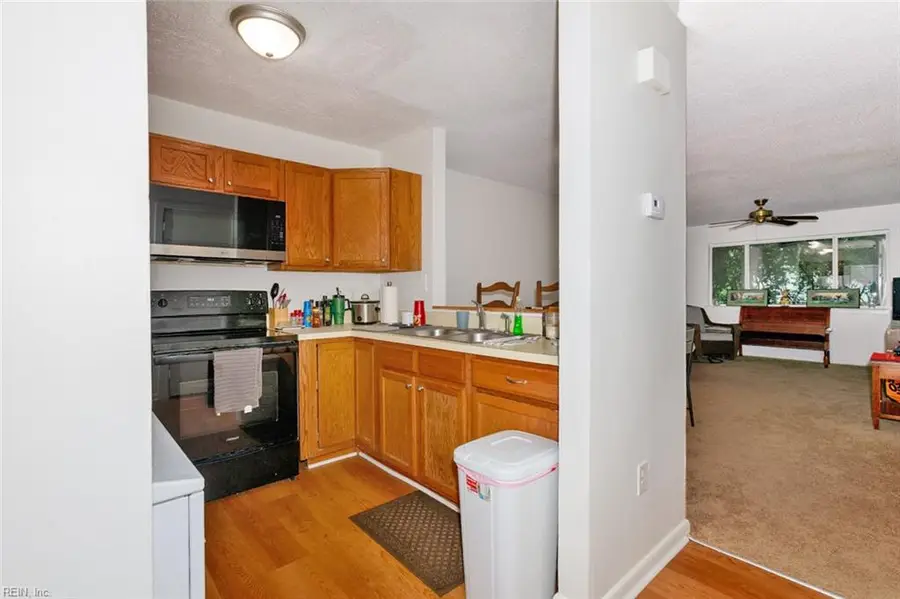 1203 Jamestown Road #D2, Williamsburg, VA 23185 - #3