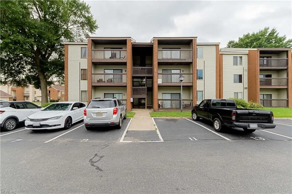 19 Haverford Court, Hampton, VA 23666 - #1