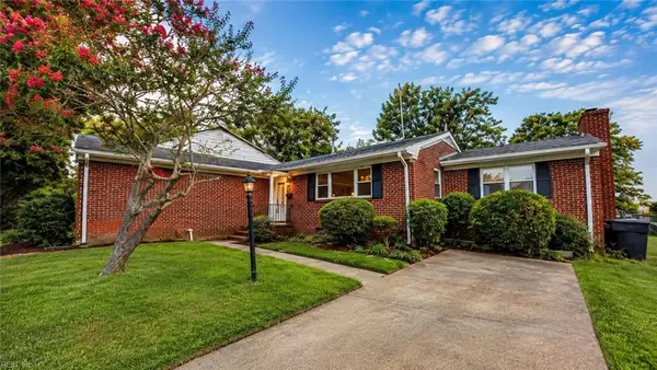 58 College Place, Hampton, VA 23669