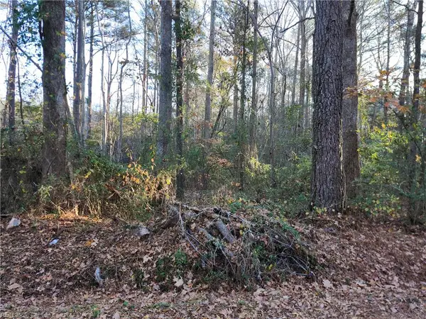 2701 Seven Eleven Road, Chesapeake, VA 23323