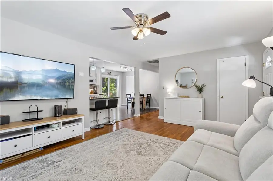 102 Temple Street, Hampton, VA 23664 - #3