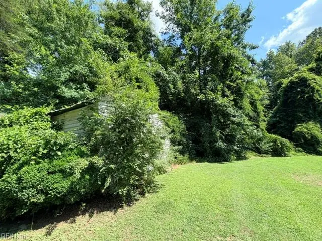 127 Bryan Avenue, Wakefield, VA 23888 - #3