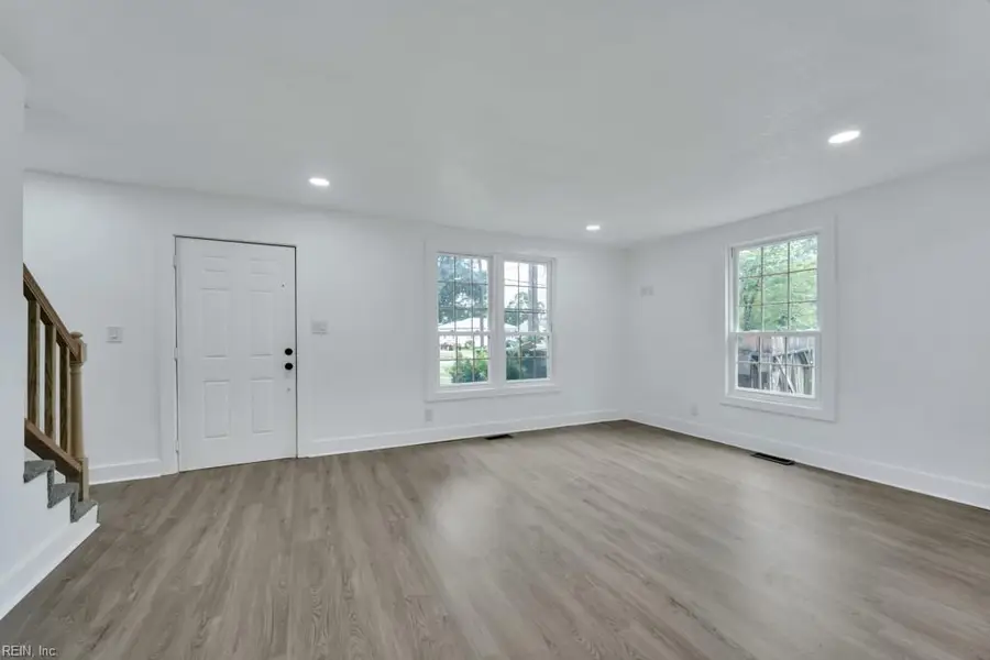 6524 Hudson Avenue, Norfolk, VA 23502 - #2