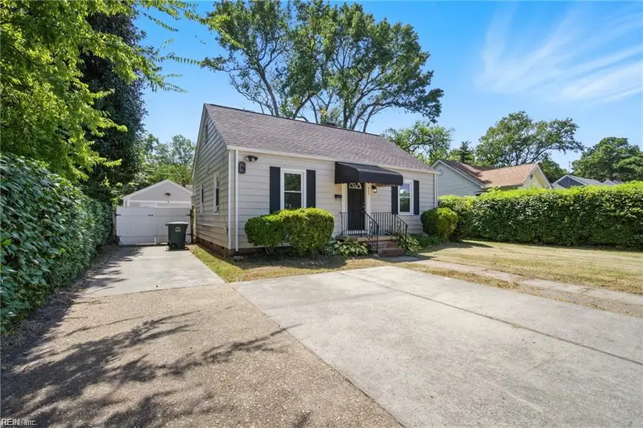 407 W Little Creek Road, Norfolk, VA 23505 - #2