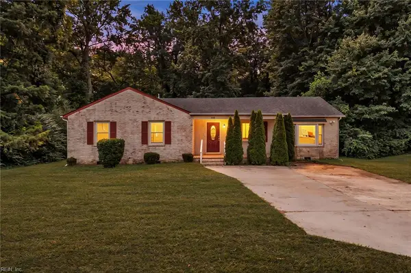 208 Locust Street, Suffolk, VA 23434