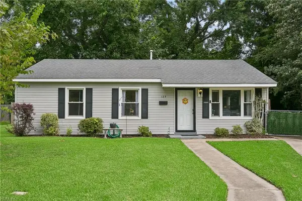 129 Peachtree Lane, Hampton, VA 23669