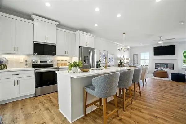 1111 Cam Way, Virginia Beach, VA 23454