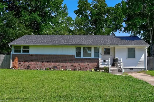 1752 Garden Drive, Virginia Beach, VA 23454