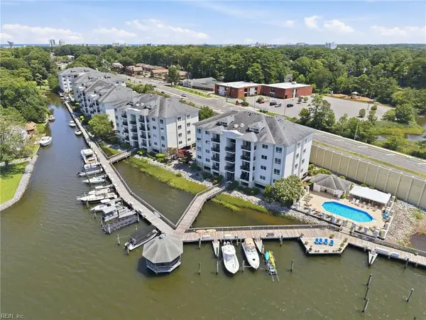 1284 Laskin Road #302, Virginia Beach, VA 23451