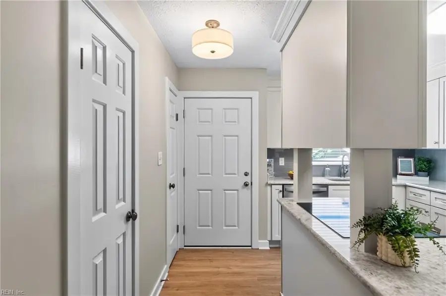 1844 Dockside Drive #14E, Hayes, VA 23072 - #3