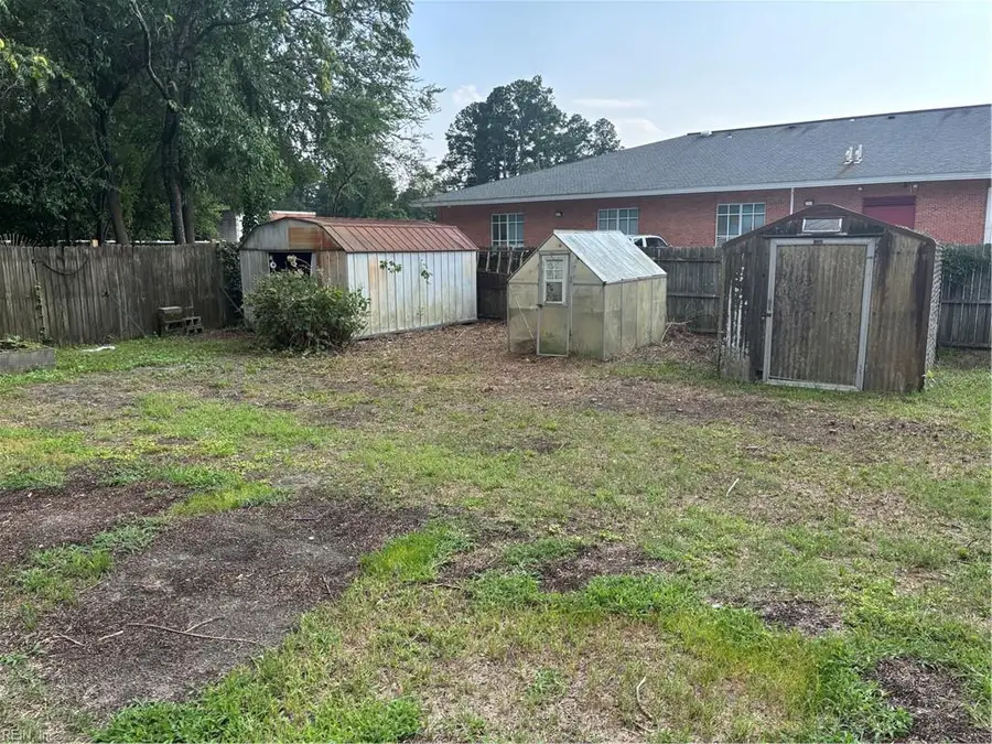 26044 Colonial Street, Courtland, VA 23837 - #3