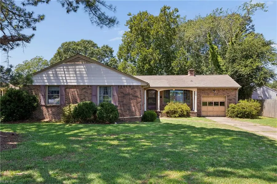 1225 Davis Avenue, Chesapeake, VA 23325 - #2