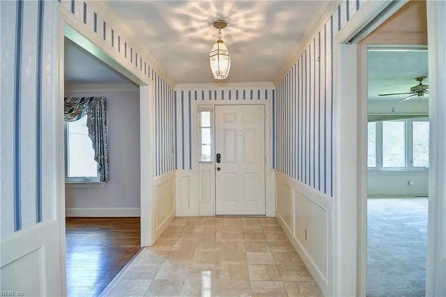 1804 Templeton Lane, Virginia Beach, VA 23454 - #3