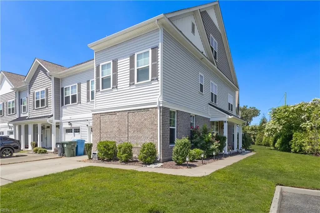 300 Sikeston Lane, Chesapeake, VA 23322 - #1