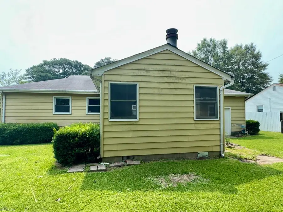 8441 Portal Road, Norfolk, VA 23503 - #2