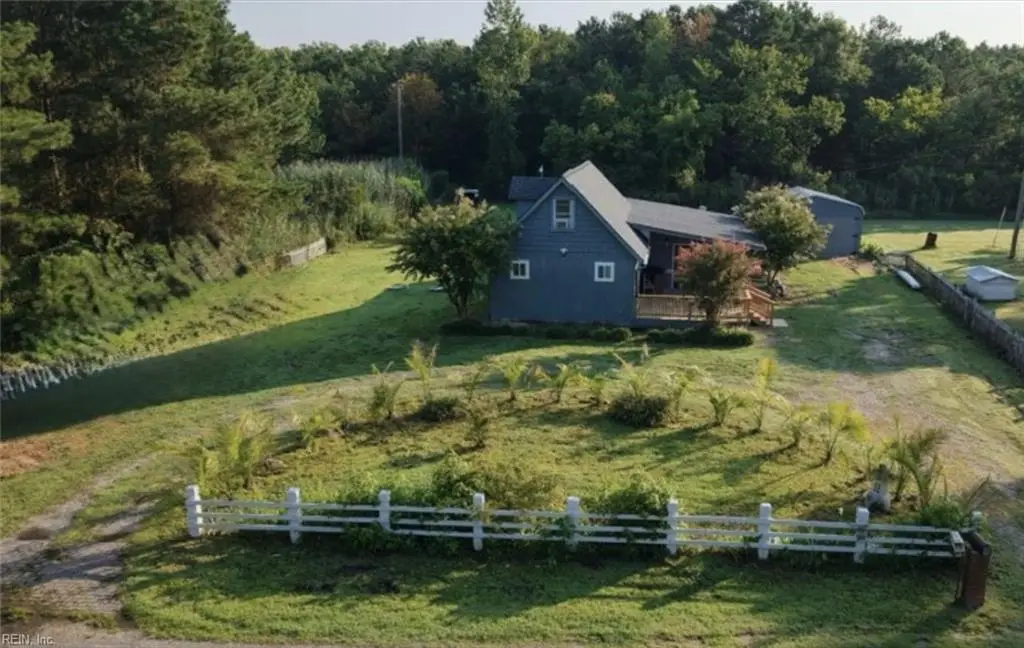 9571 Rowes Point Road, Hayes, VA 23072 - #1