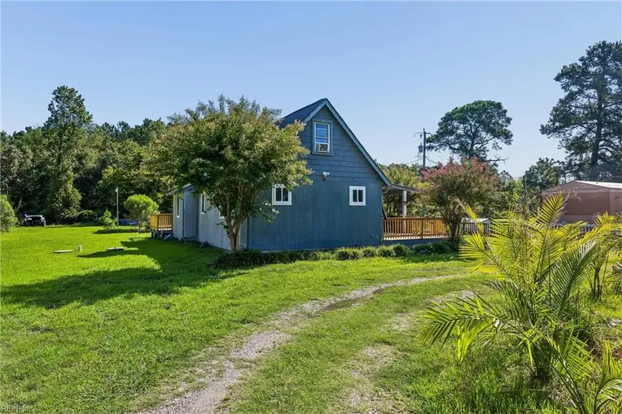 9571 Rowes Point Road, Hayes, VA 23072 - #2