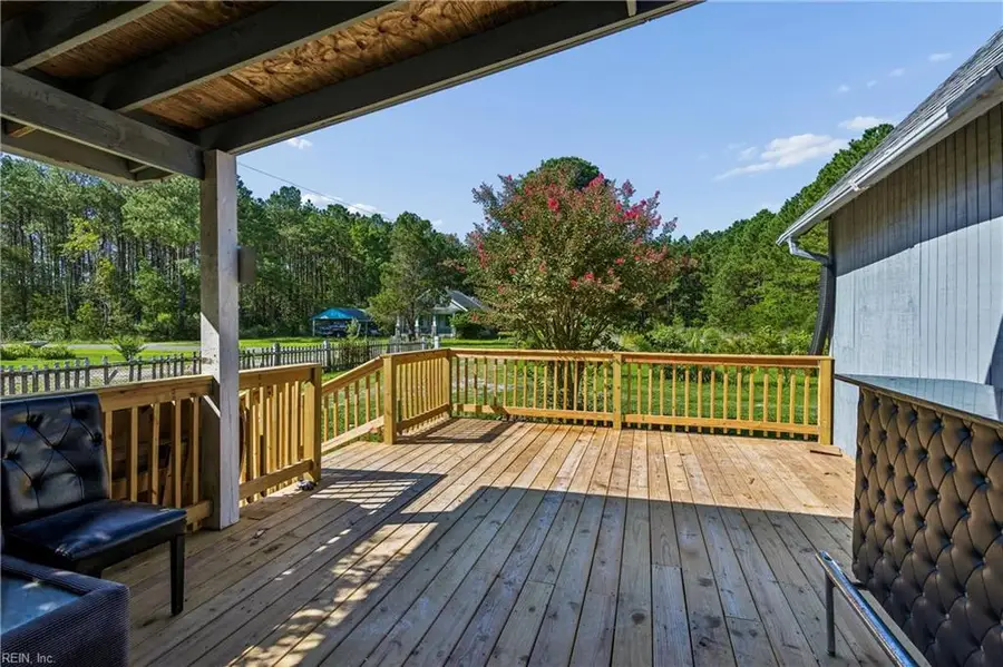 9571 Rowes Point Road, Hayes, VA 23072 - #3