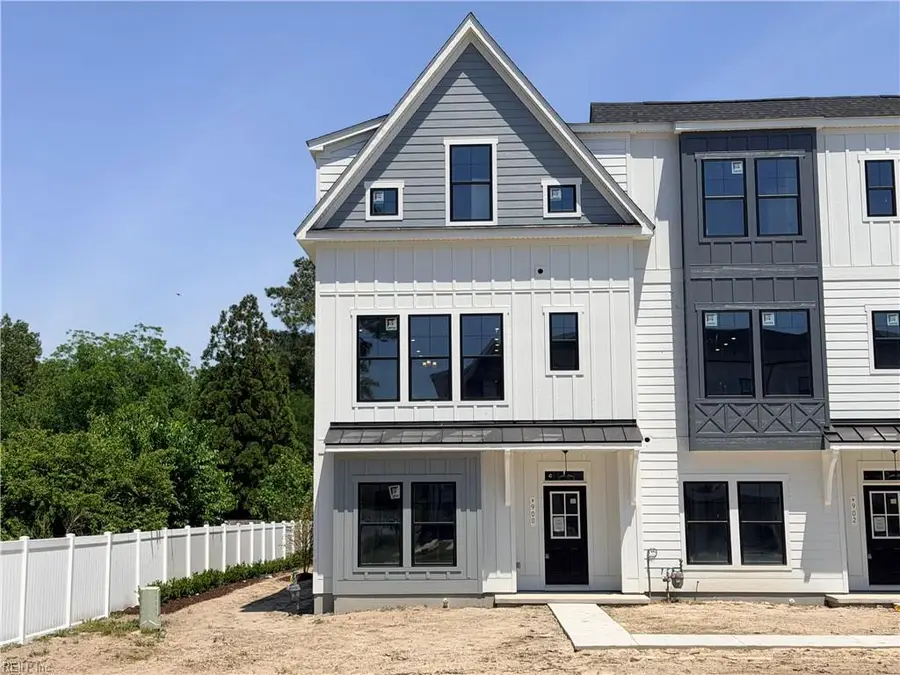 901 Bernard Ln, Chesapeake, VA 23322 - #3