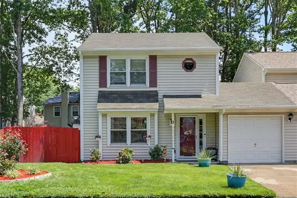 3 Seaton Circle, Chesapeake, VA 23320