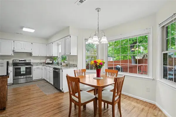 844 Yorkshire Lane, Newport News, VA 23608