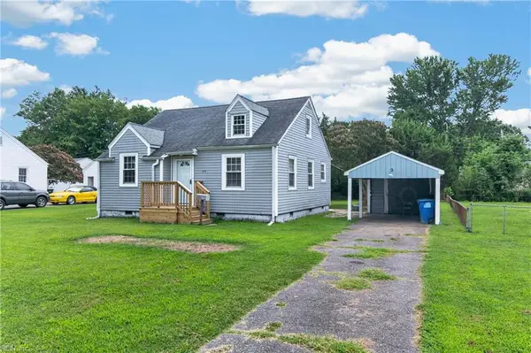 44 Davis Avenue, Newport News, VA 23601