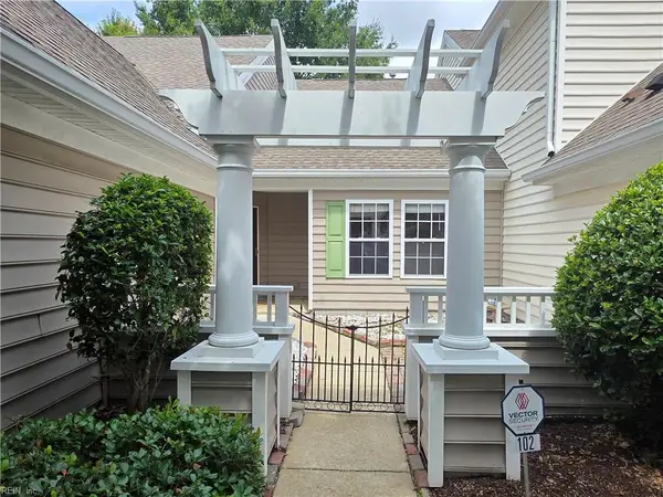 102 Lands End Lane, Carrollton, VA 23314